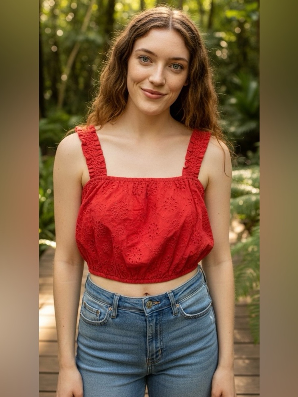 Everyday Chic Red Cropped Top Size Large NWT